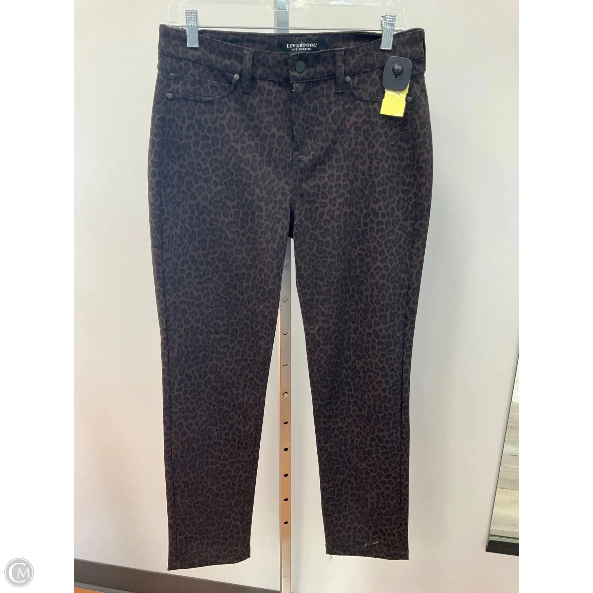 OdorResistantTreatment Double Layered Hem Pants Leggings By Liverpool In Animal Print, Size: 6