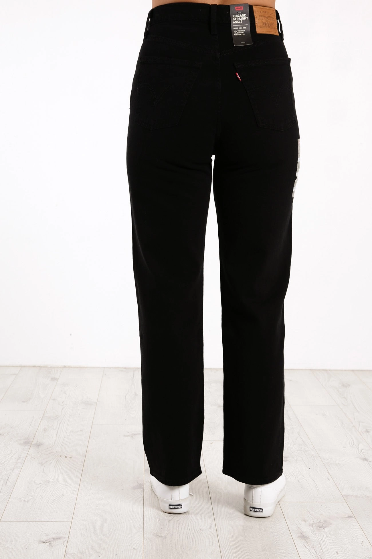 Non Fading Technology Ribcage Straight Ankle Jean Black Sprout