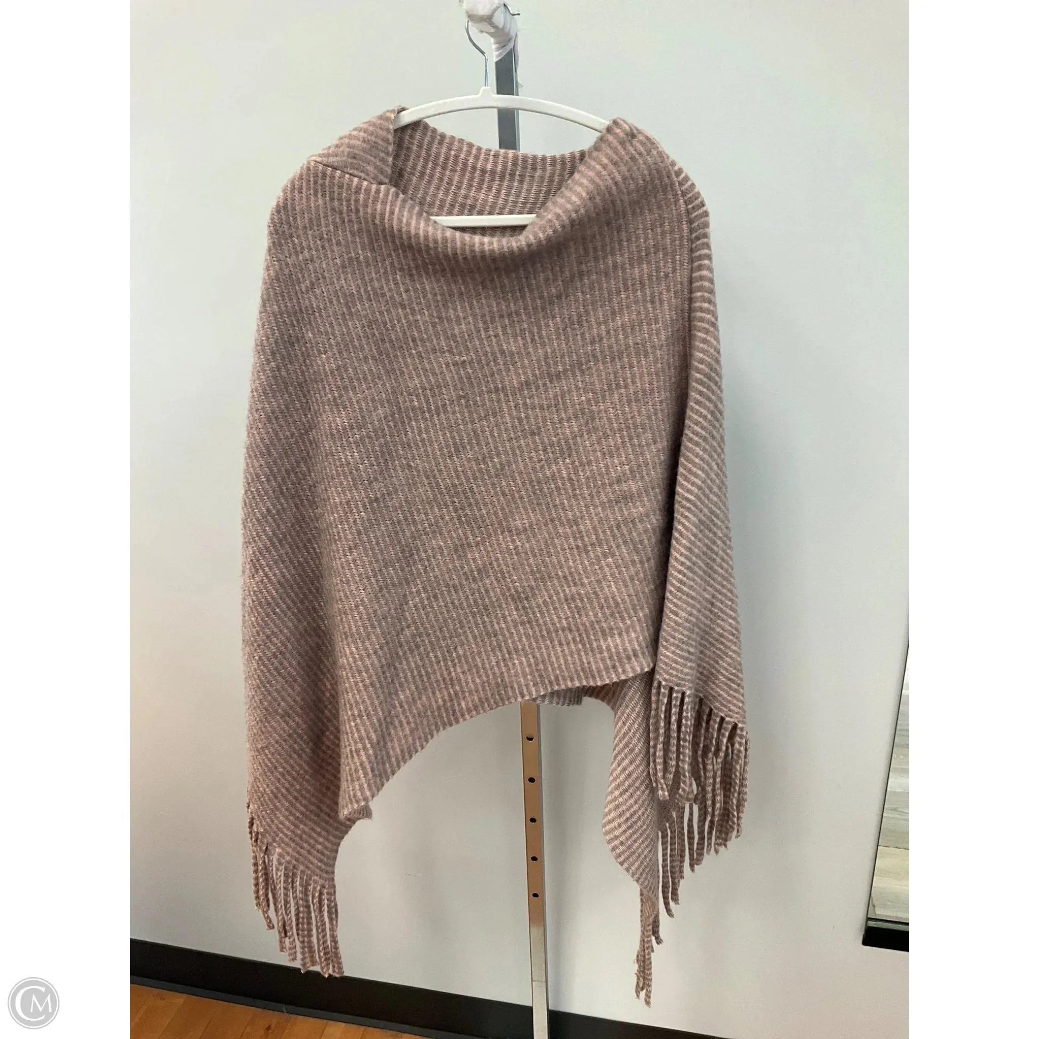 Warm Fit Park Day Poncho By Do Everything In Love In Grey & Pink, Size: 0