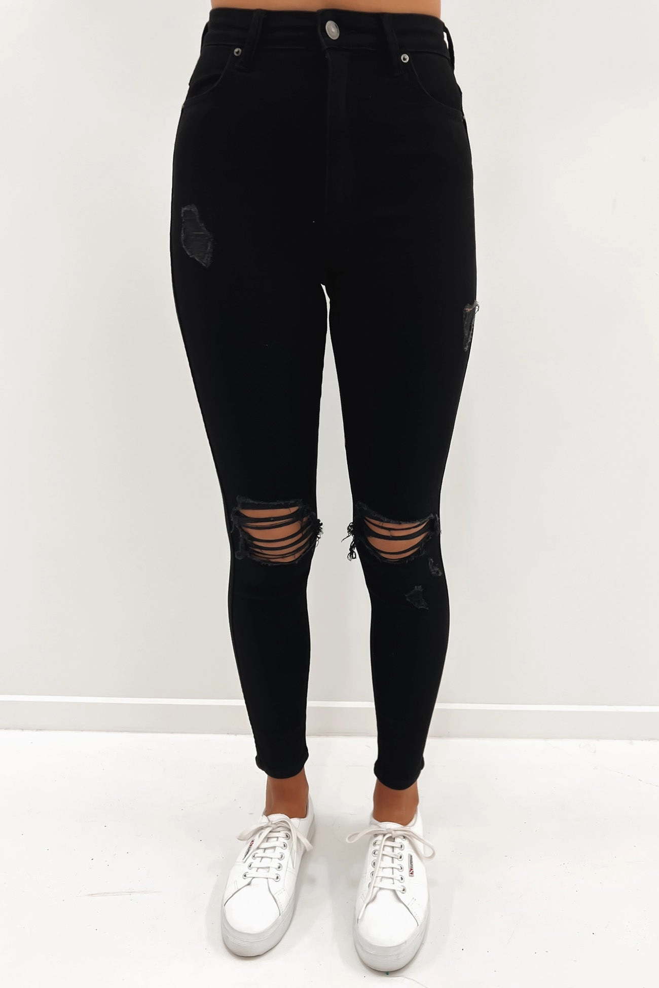 Hi Rider Jean Torn Black Music Event Picnic Style Relaxed Style Bold