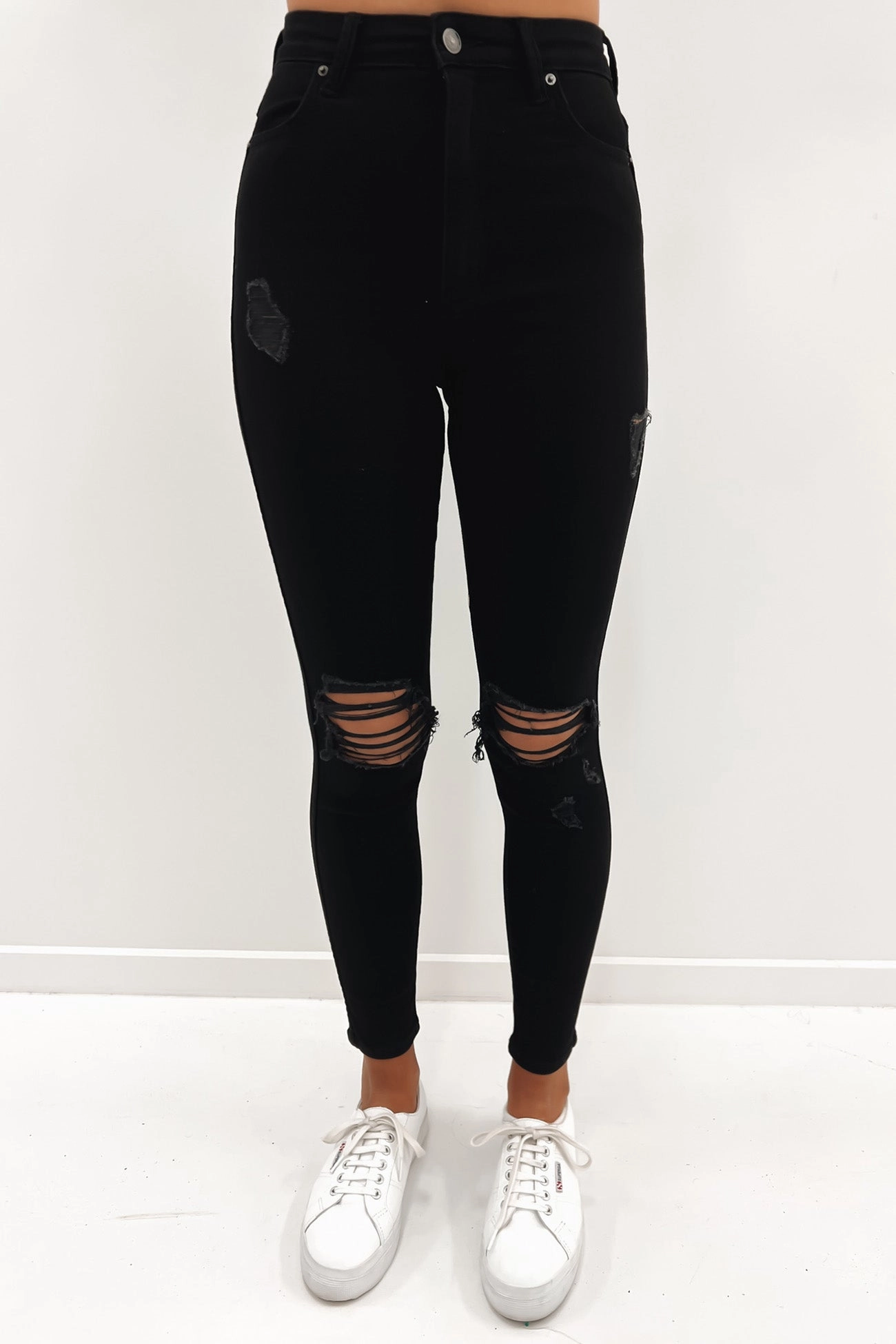 High Quality Bold Look Summer Vibes Hi Rider Jean Torn Black