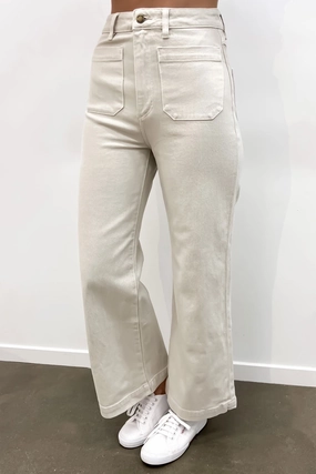 Sailor Comfort Jean Off White Outfit Mood