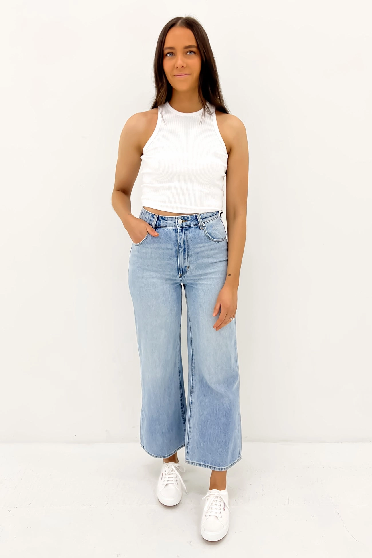 Youth Style Student Outfit Sailor Jean Scoop Faded Blue