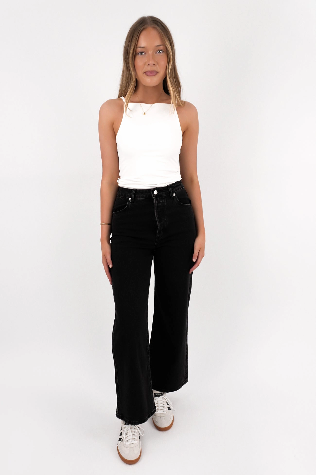 Style Essential Clean Style Sailor Scoop Jean Black Sand