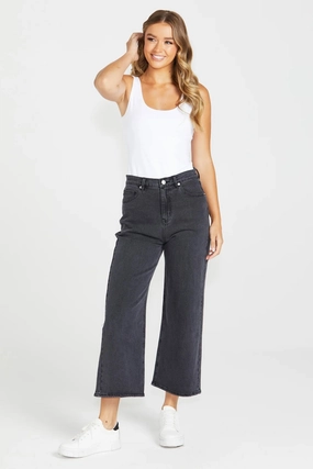 Sandy Jean 82 Washed Black Durable Hardware City Approved