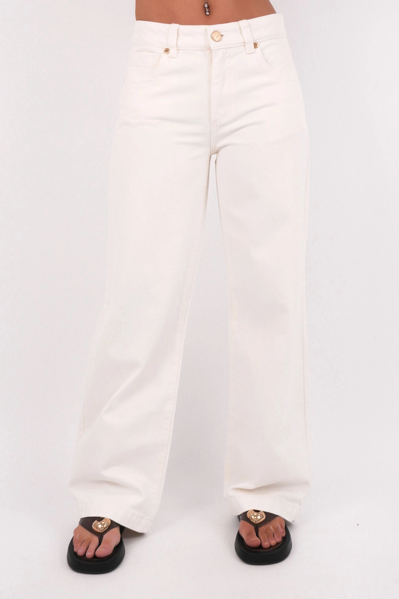 Everyday Vibrant Classic Five Pocket A 95 Baggy Jean White Gold