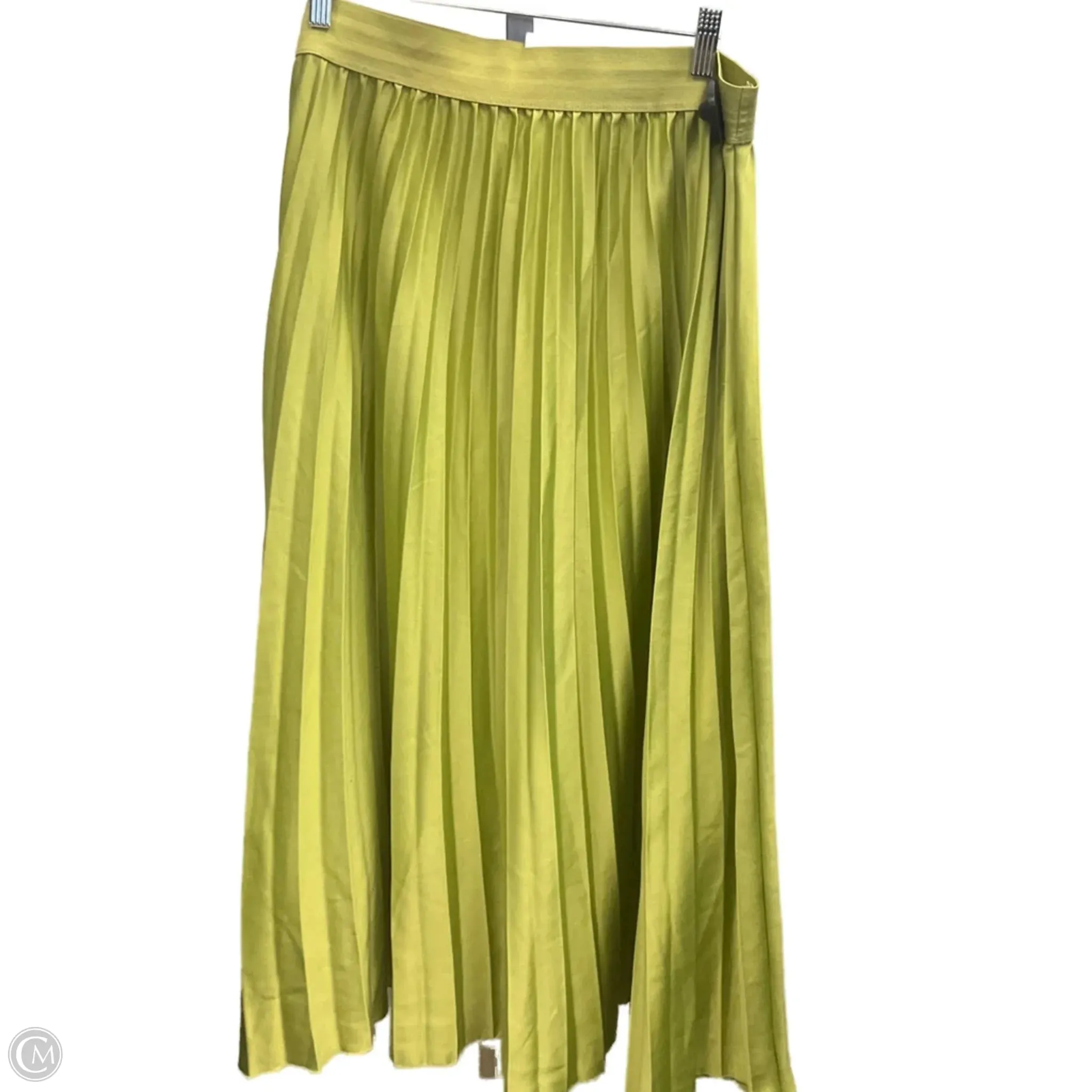 Moisture Wicking Technology ElasticWaistband Skirt Midi By Clothes Mentor In Green, Size: L
