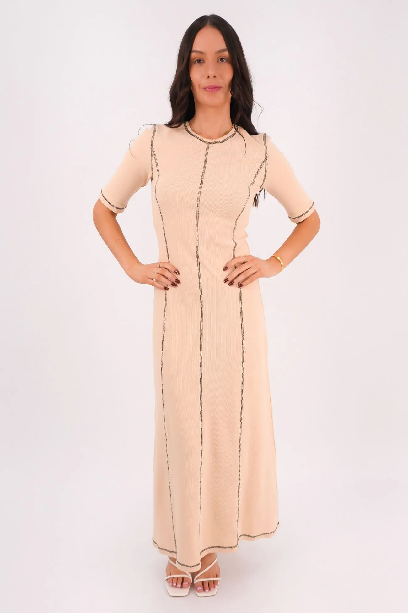 WrinkleResistantFinish Slim-fit Kisha Maxi Dress Camel