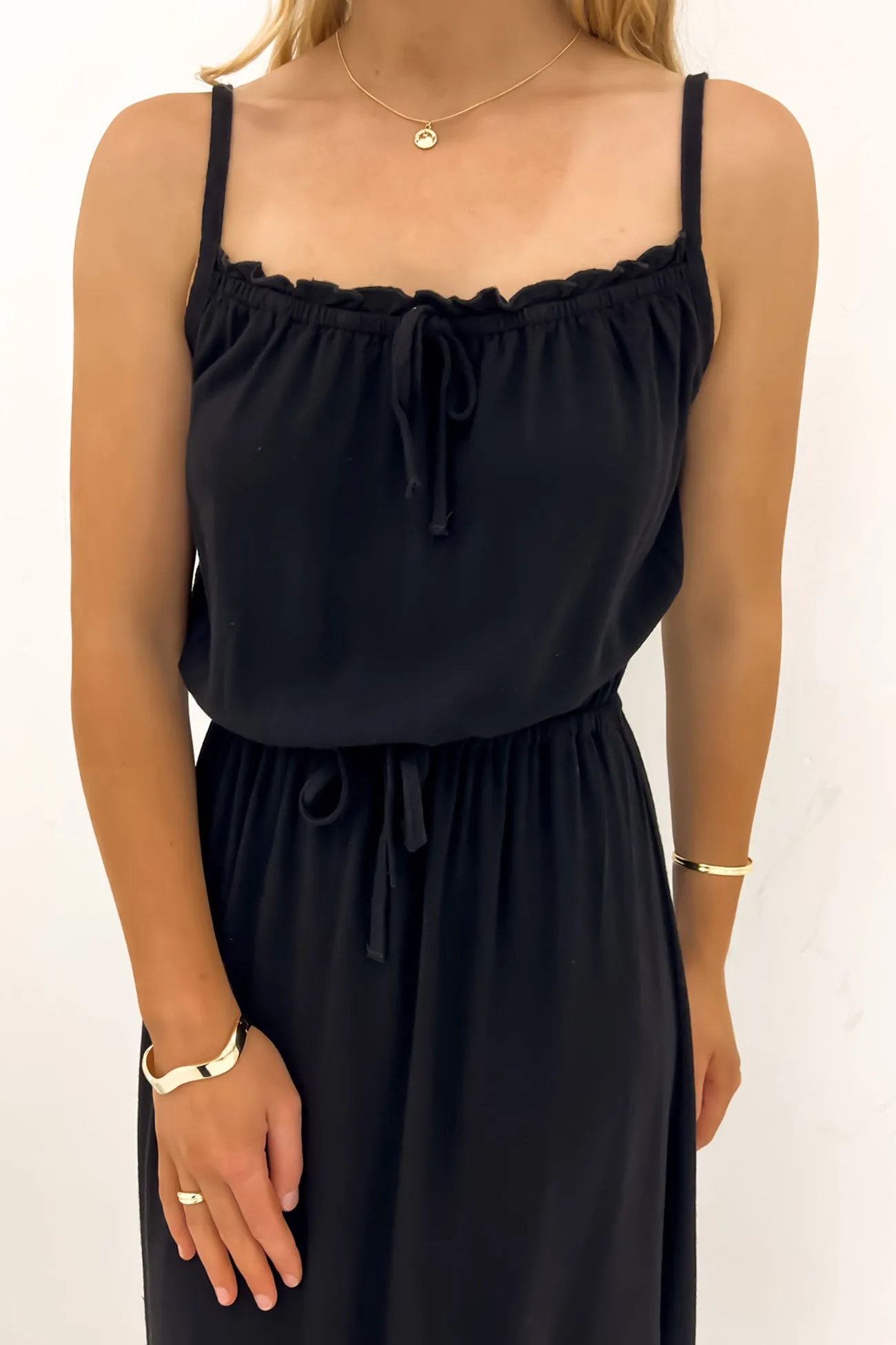 High low hem Street Ready Kayla Maxi Dress Black