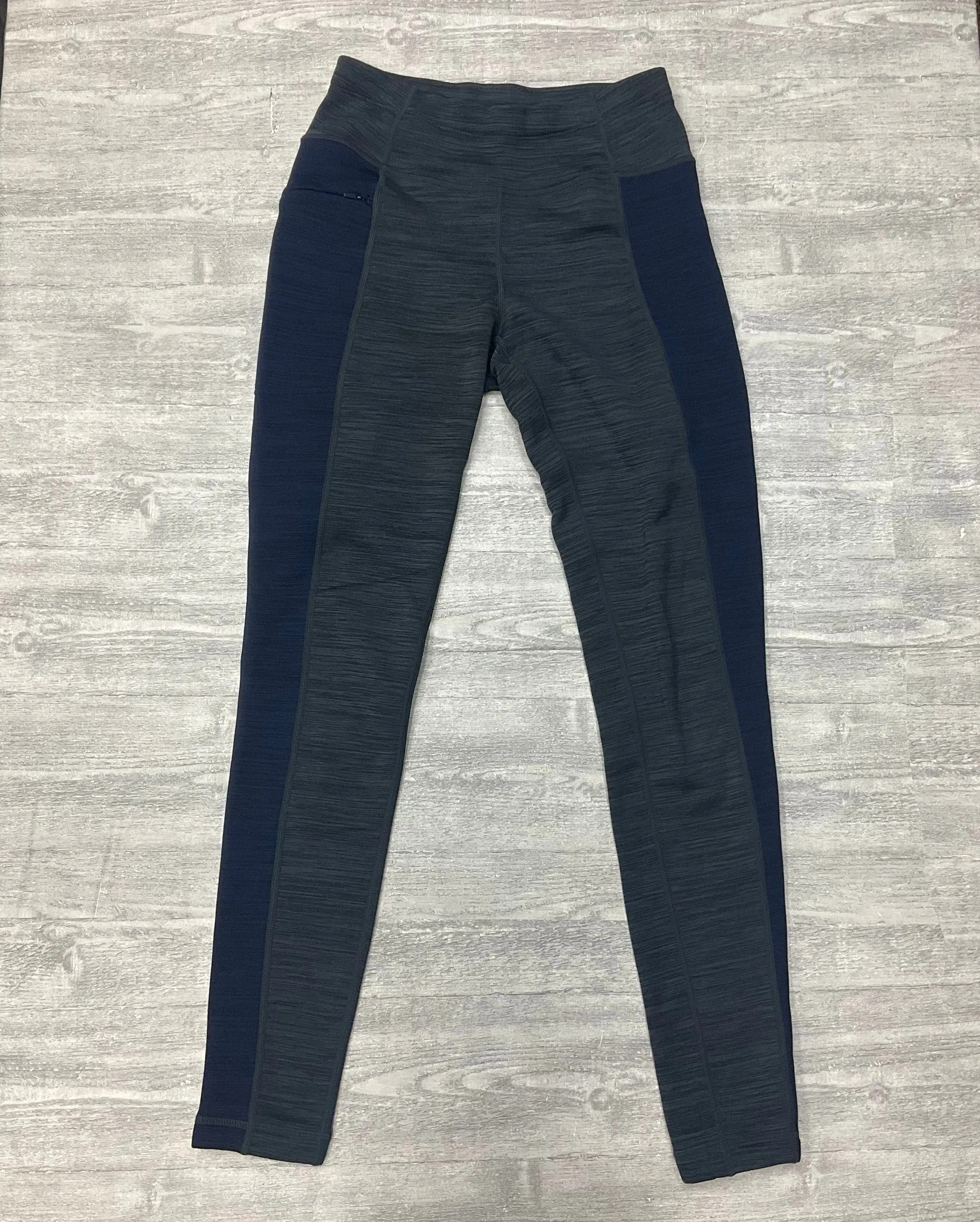Stretch Fabric Athletic Leggings By Cmc In Grey, Size: Xs