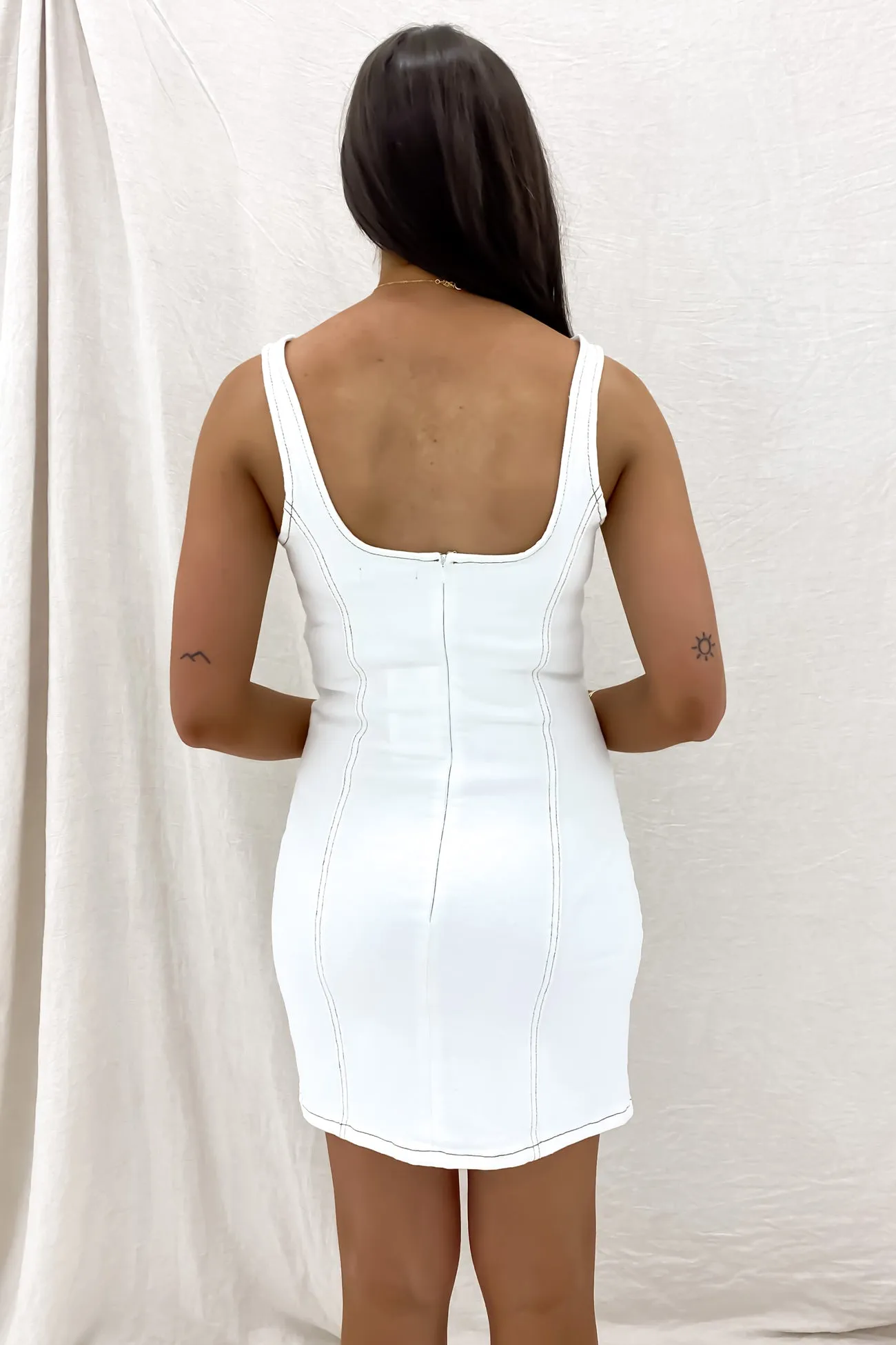 Fluid Shape Alexandra Mini Dress Vintage White