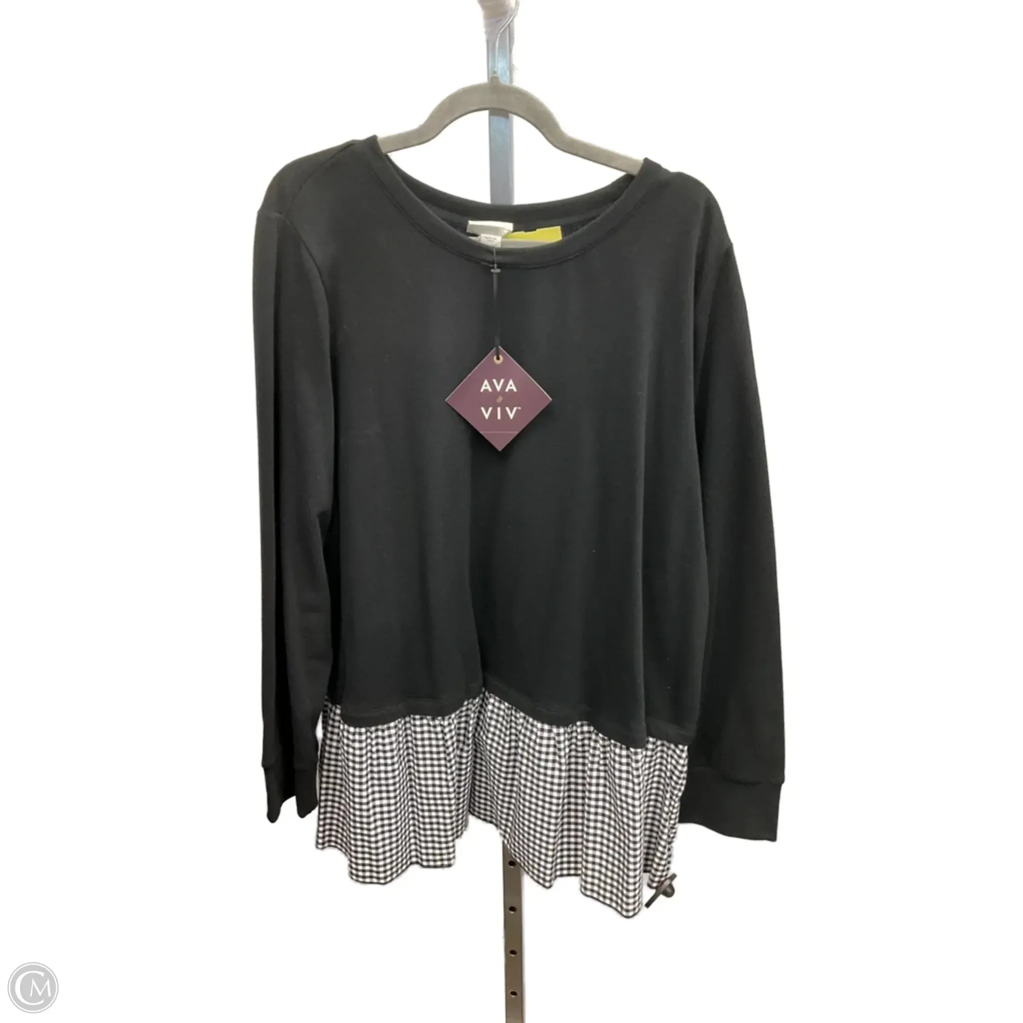 AntiMicrobialLining ReflectiveTrimDetails Top Long Sleeve By Clothes Mentor In Black, Size: 2x