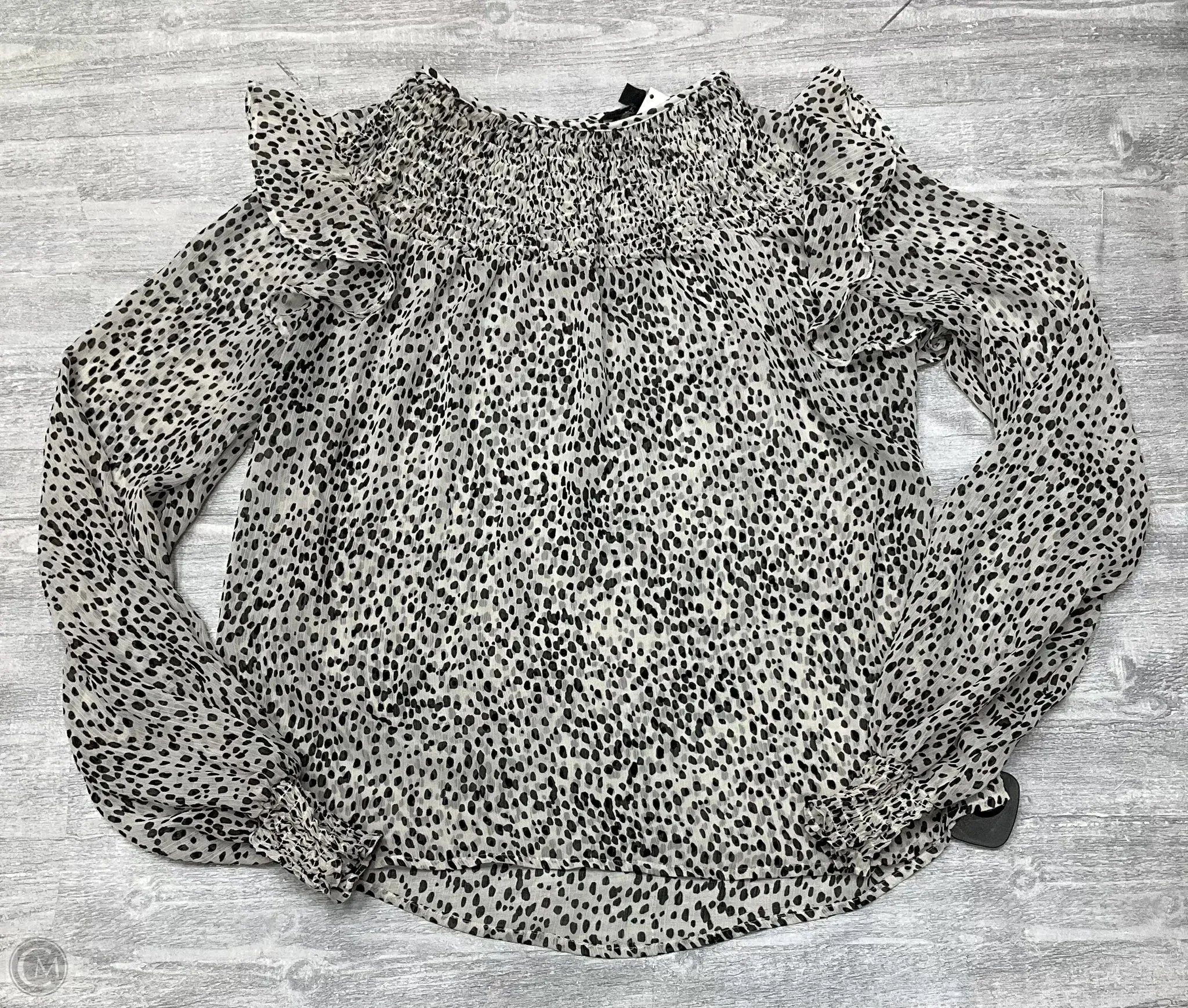 Abrasion Resistant Surface Top Long Sleeve By Express In Polkadot Pattern, Size: M
