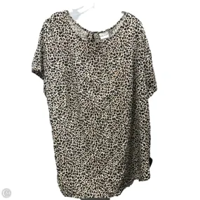AntiPill Surface Top Short Sleeve By Ava & Viv In Animal Print, Size: 2x
