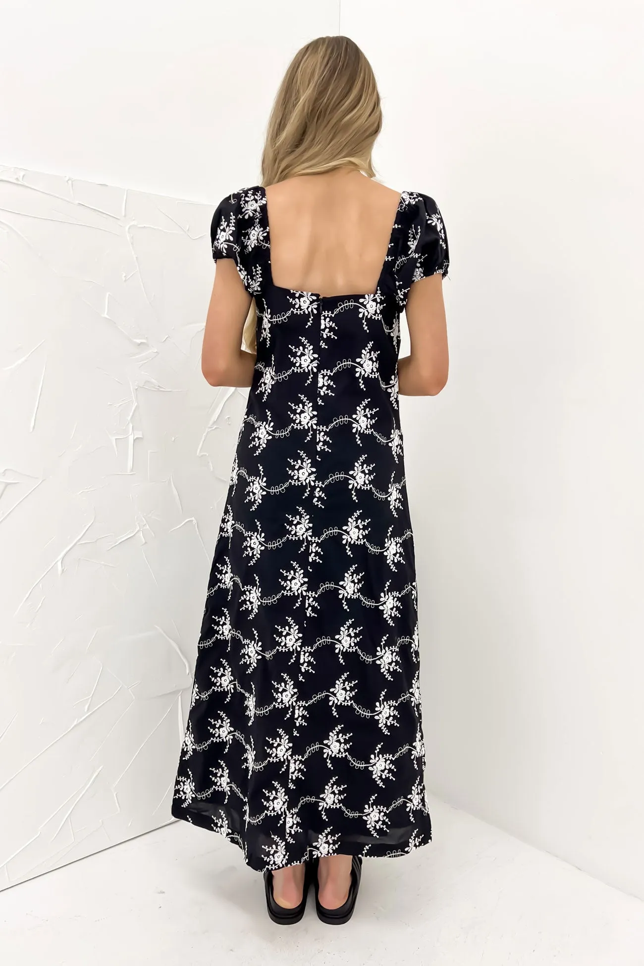 Flow Sleeve Tasman Maxi Dress Black