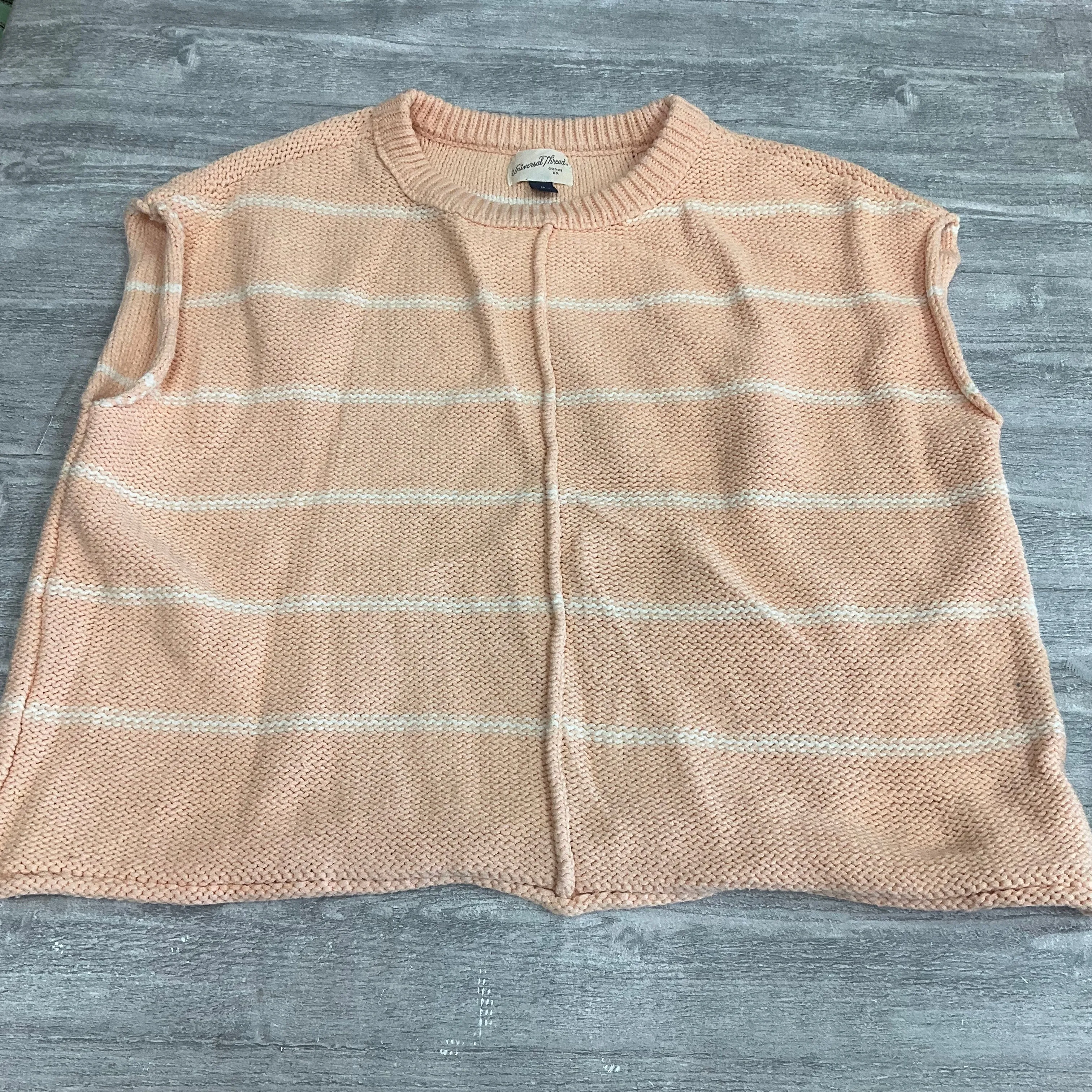 All Season Fit Vest Sweater By Universal Thread In Peach, Size: M