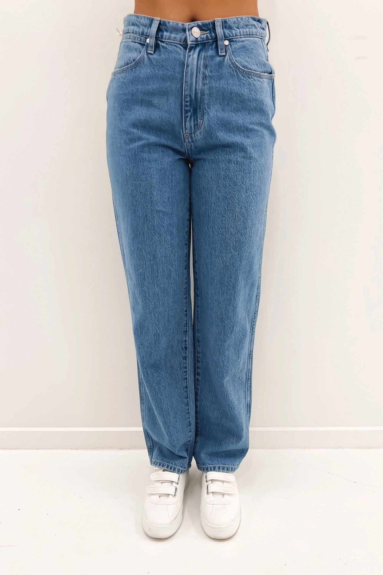 Active Fit Shape Retention Frances Mid Straight Jean Contraband