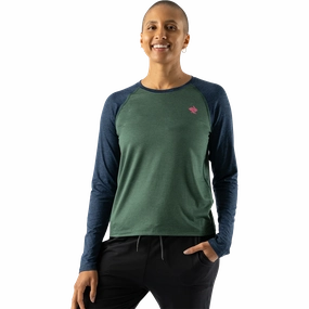 Keychain weekend Women's EZ Tee LS Cropped